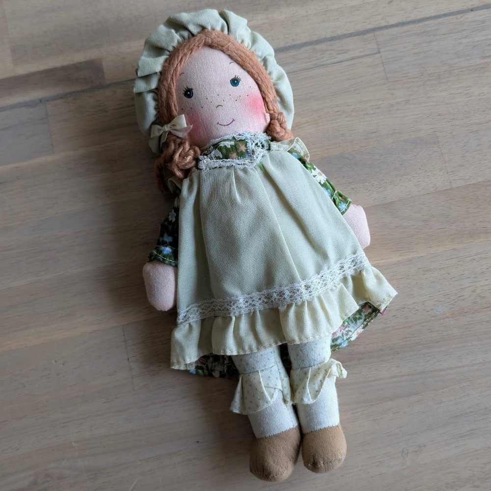Knickerbocker Amy Holly Hobbie's Friend Rag Doll Red Hair Blue Eyes Bonnet Dress